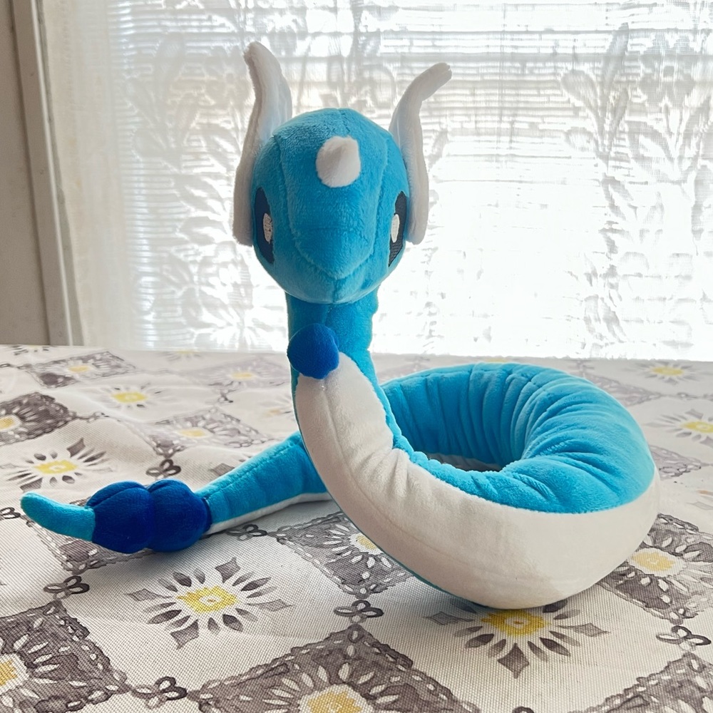 Dragonair Pokémon plush